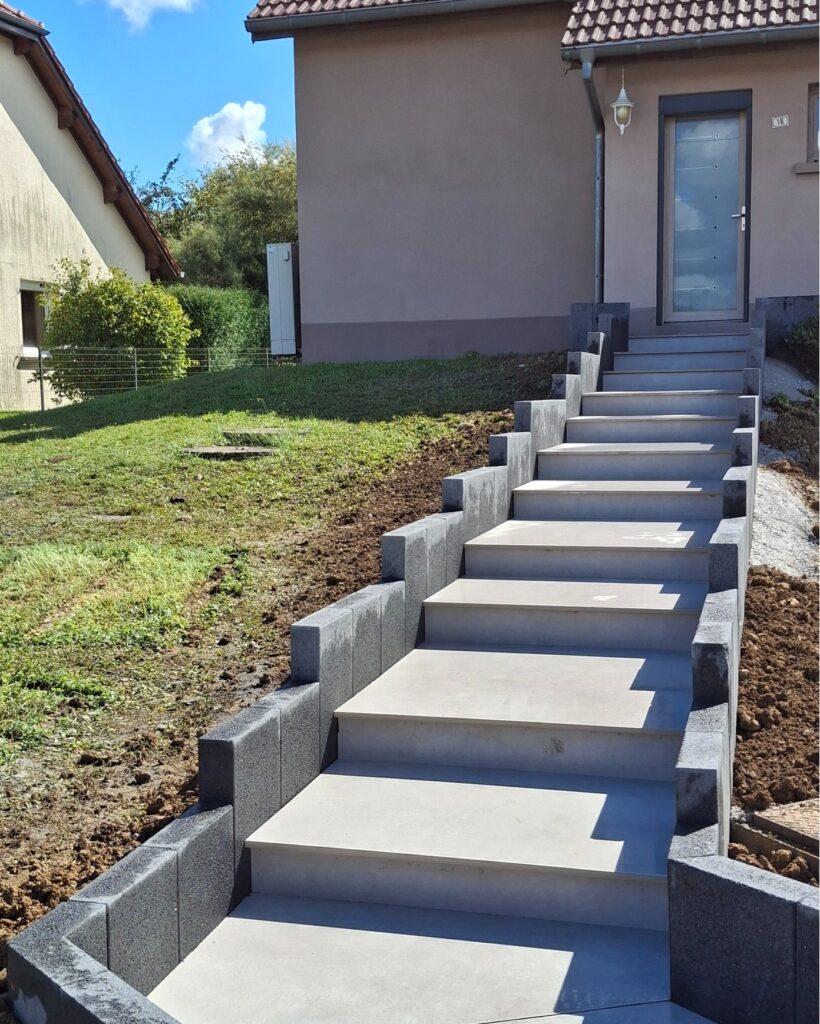 ma-maconnerie-90 - escalier en dalle